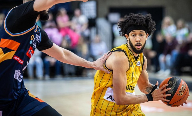 Paskutinių sekundžių trileryje S. Fofana dvitaškis padovanojo pergalę šiauliečiams