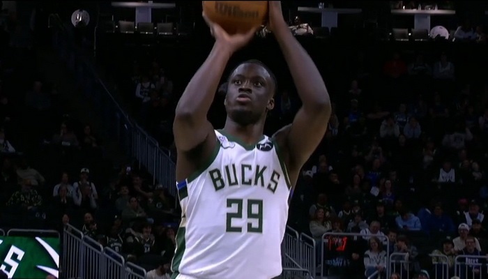 Broliai Antetokounmpo pateko į NBA istorijos metraščius