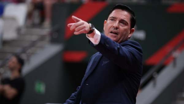 X. Pascualis svarsto palikti „Barcelona“ klubą