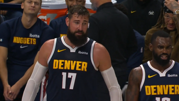 J. Valančiūnas sužaidė sezono rungtynes (M. Buzelis patyrė traumą)