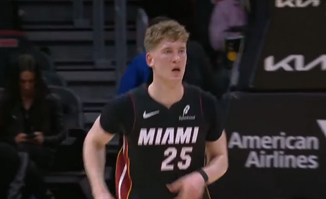 L. Ballas užbaigė K. Jakučionio sezoną („Trail Blazers“ pateko į atkrintamąsias)