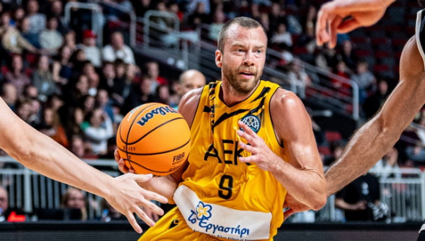 Finalo ketvertas – be šeimininkų: AEK eliminavo „Joventut“