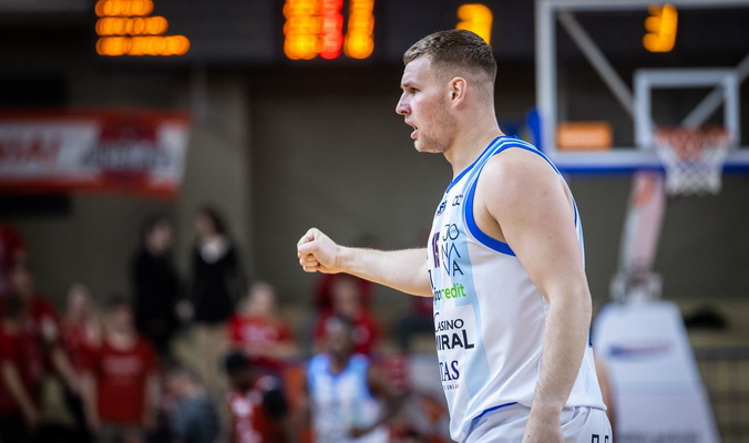 „Jonavos“ gretas palieka T. Budrys