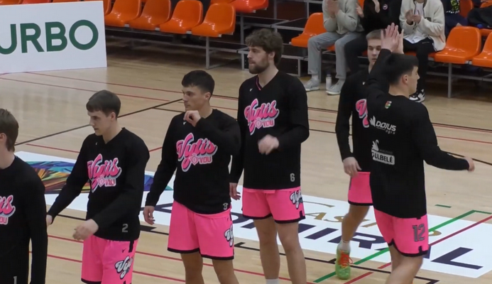 Taškų lenktynėse „Vytis-VDU“ įveikė klydusią Vilkaviškio ekipą