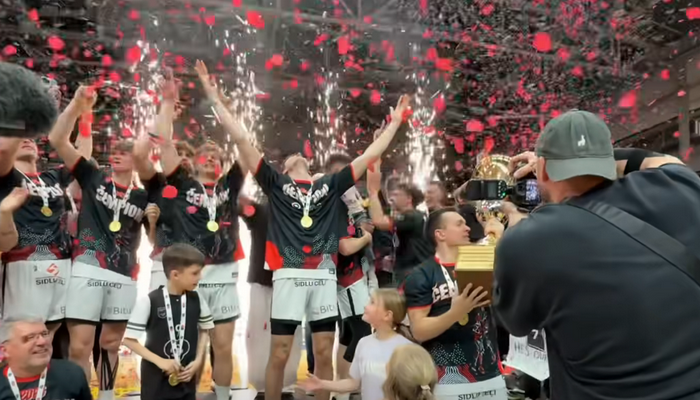 D. Stenionis užfiksavo trigubą dublį, o jo ekipa tapo Latvijos čempione