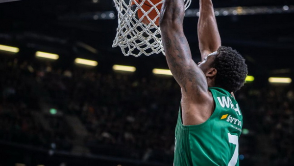 „Žalgiris“ atkrintamąsias pradėjo pranokdamas jonaviečius