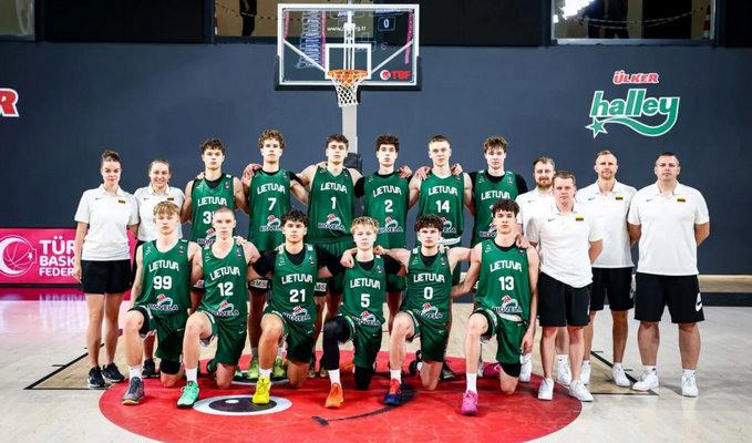 Prieš U17 Pasaulio taurę – jėgų pasitikrinimas kontroliniame turnyre Turkijoje