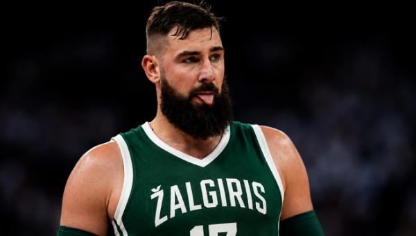 JAV spauda: „Nuggets“ turi sprendimą dėl J. Valančiūno ateities
