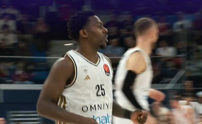 „Dubai“ išsaugojo savo lyderį