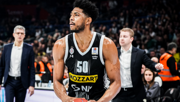 B. Caboclo grįžta į „Hapoel“