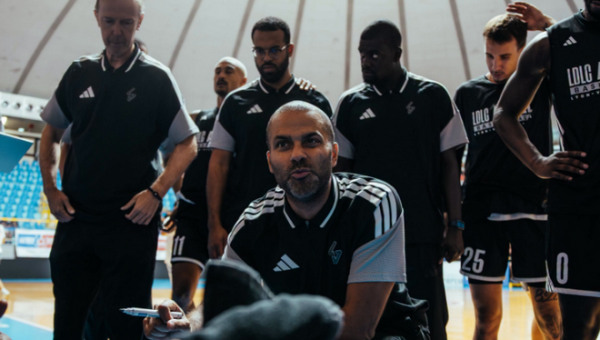 Bussų šeima turi išskirtinę teisę derėtis dėl ASVEL įsigijimo