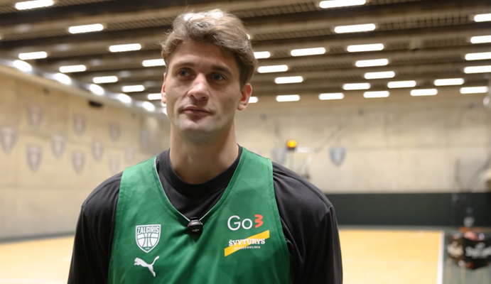 D. Sleva apie „Fenerbahče“: „Jie žaidžia panašiai kaip mes, sistema yra panaši“