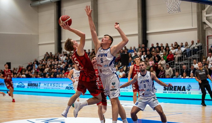 Pilna arena ir 19 tritaškių – Rokiškio „JVN“ RKL B diviziono atidaryme debiutavo pergalingai